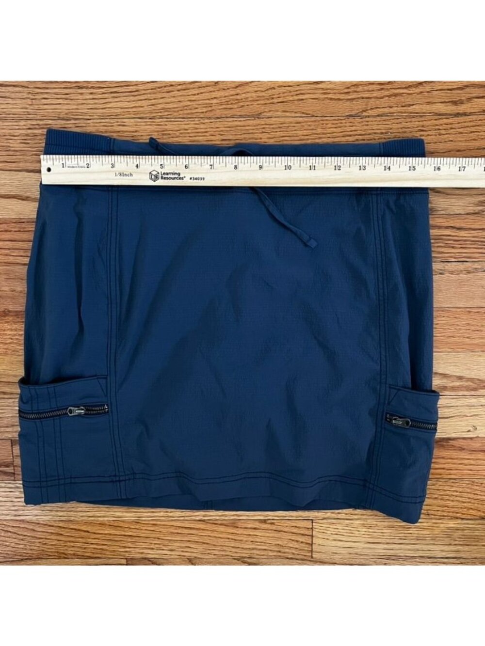 Vtg Athleta Trekkie Skort Black Sz 10 Cargo Zip Pockets Gorpcore Athleisure - Picture 9 of 10
